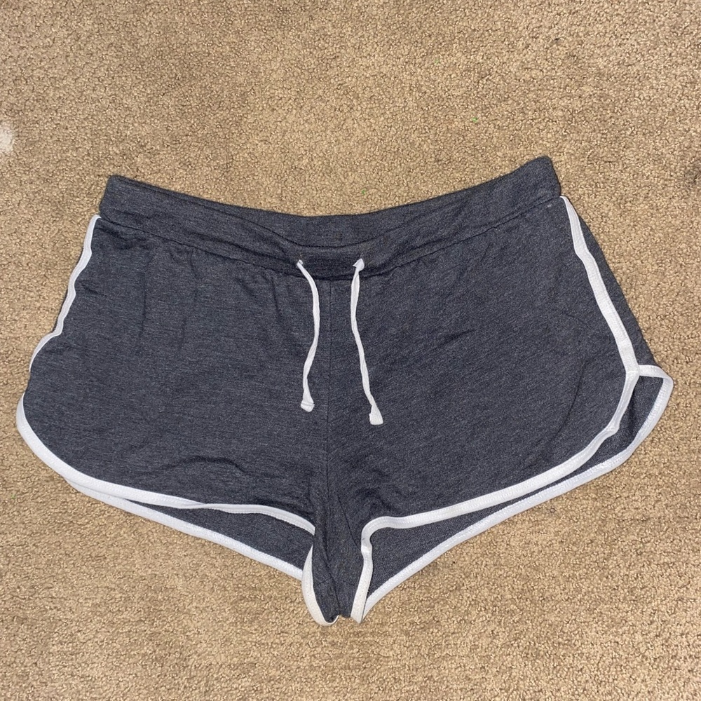 Grey shorts